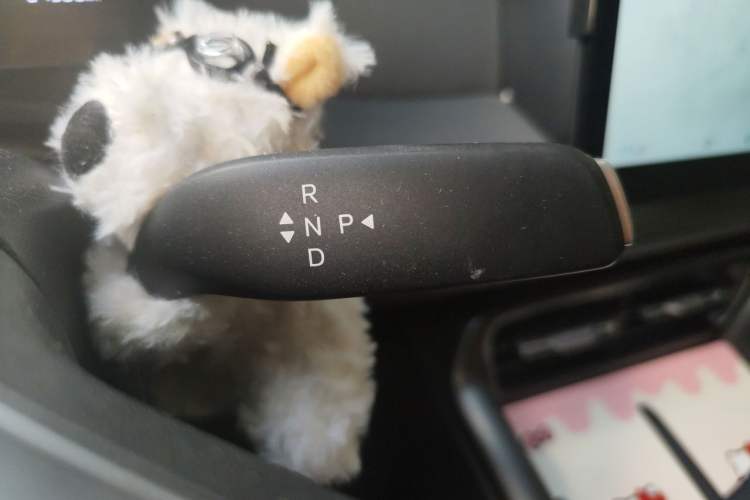 Used BYD Qin PLUS  Gear Lever