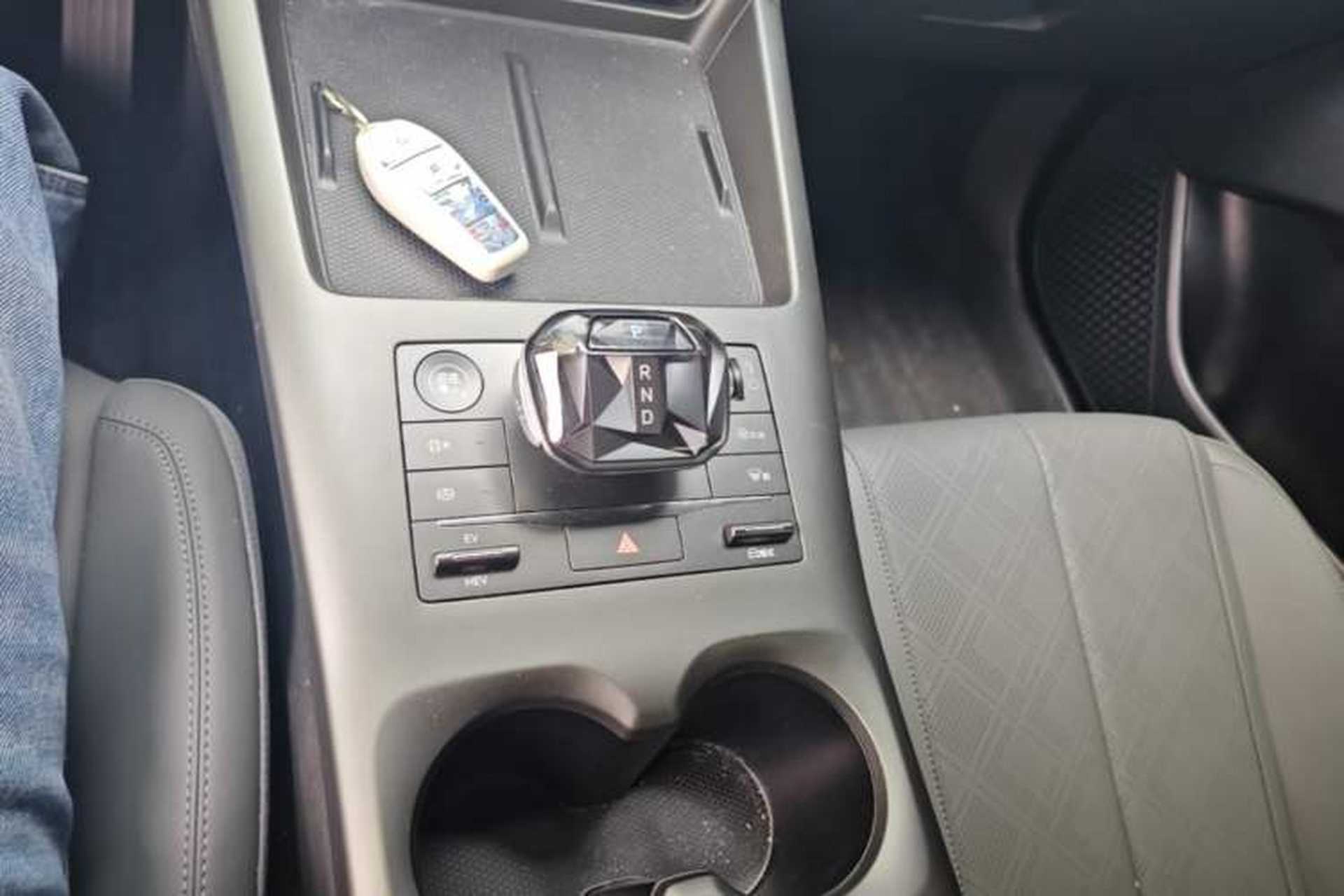 Used BYD Qin PLUS 2025 DM-i Smart Drive 55KM Leading Model Gear Lever