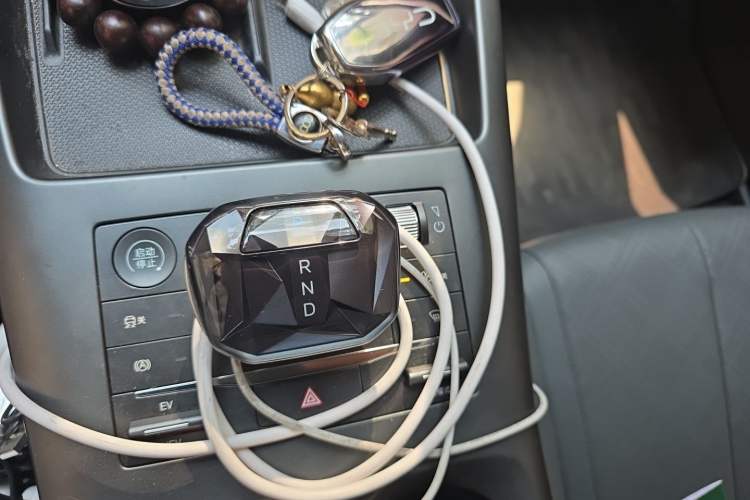 Used BYD Qin PLUS 2025 DM-i Smart Drive 55KM Leading Model Gear Lever