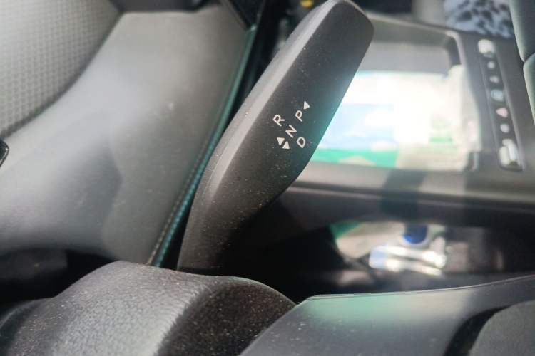 Used BYD Qin PLUS  Gear Lever