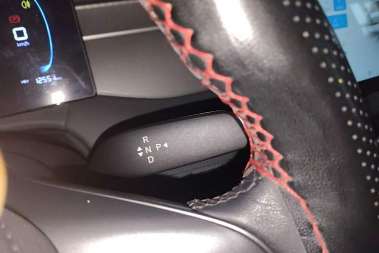 Used BYD Qin PLUS  Gear Lever