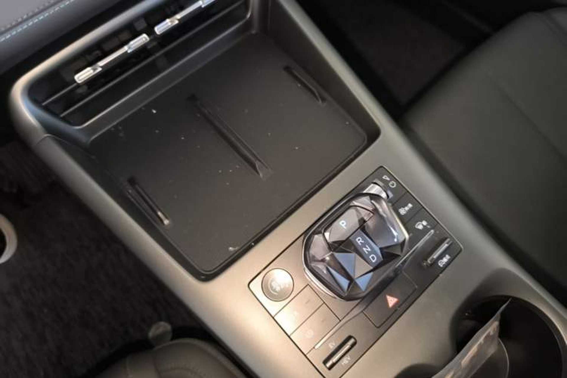Used BYD Qin PLUS 2025 DM-i Smart Drive 55KM Leading Model Gear Lever