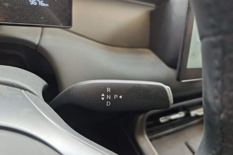Used BYD Qin PLUS  Gear Lever