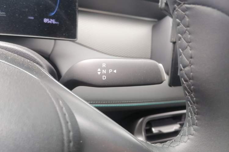 Used BYD Qin PLUS  Gear Lever