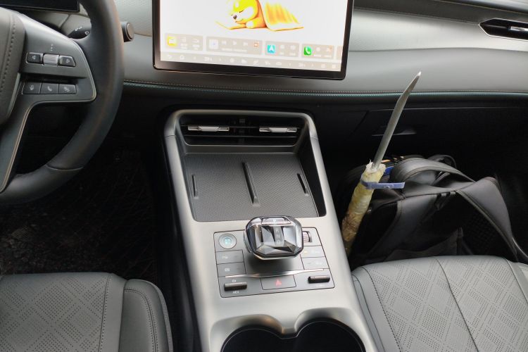 Used BYD Qin PLUS 2025 DM-i Smart Drive 120KM Superior Model Gear Lever