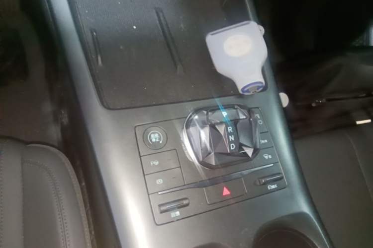 Used BYD Qin PLUS 2025 EV Smart Drive Edition 510KM Leading Model Gear Lever