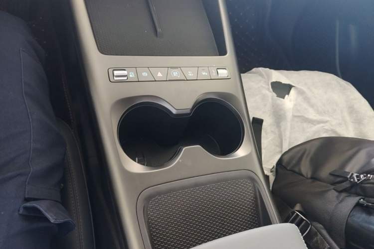 Used BYD Qin PLUS  Gear Lever
