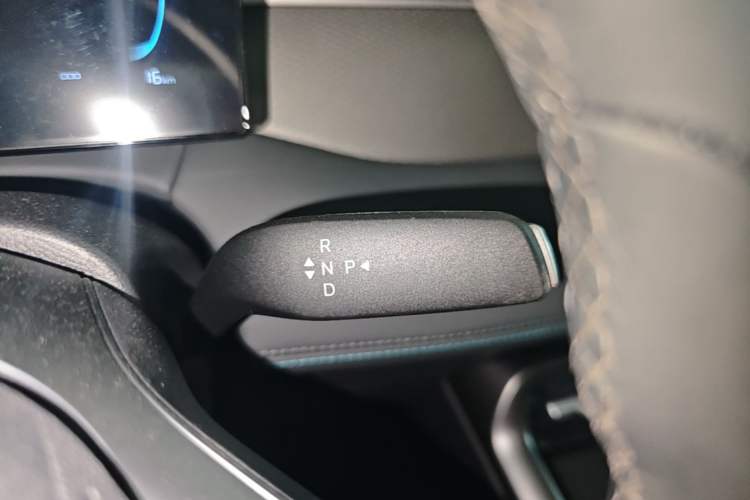 Used BYD Qin PLUS  Gear Lever