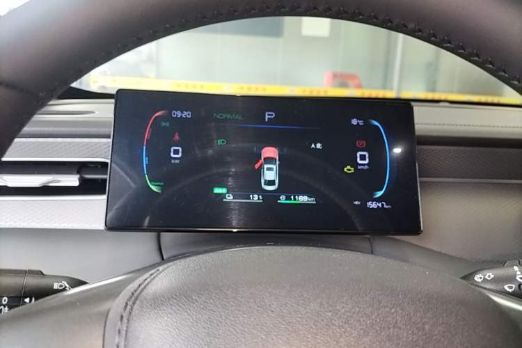 Used BYD Qin PLUS 2025 DM-i Smart Drive 55KM Leading Model Instrument Cluster