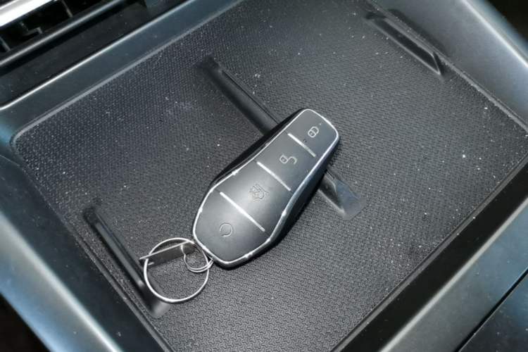 Used BYD Qin PLUS 2025 DM-i Smart Drive 55KM Leading Model Interior 1