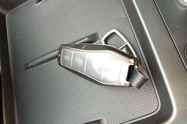 Used BYD Qin PLUS 2025 DM-i Smart Drive 55KM Leading Model Interior 1