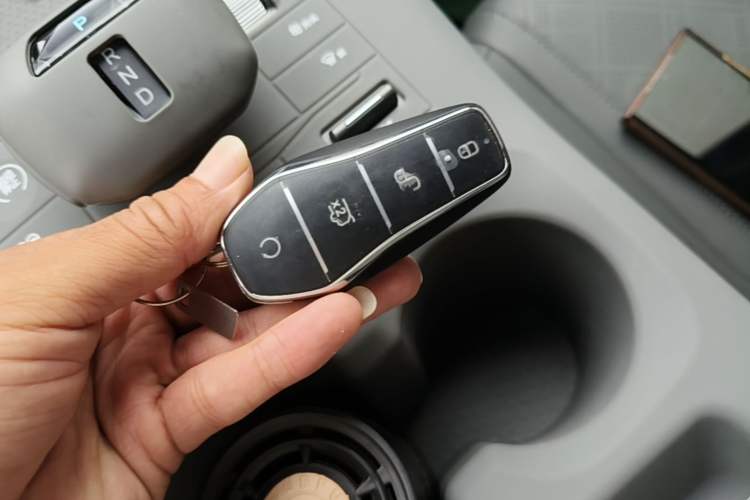 Used BYD Qin PLUS 2025 DM-i Smart Drive 55KM Leading Model Interior 1