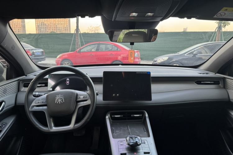 Used BYD Qin PLUS 2025 EV Smart Drive Edition 420KM Leading Model Interior 1
