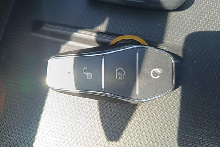 Used BYD Qin PLUS 2025 DM-i Smart Drive 55KM Leading Model Interior 1