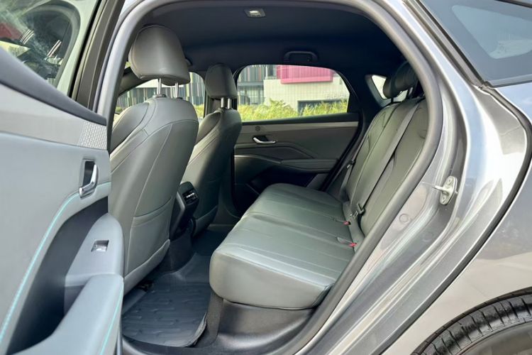 Used BYD Qin PLUS 2025 DM-i Smart Drive 55KM Leading Model Interior 3