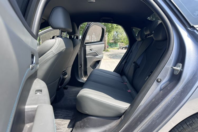 Used BYD Qin PLUS 2025 DM-i Smart Drive 55KM Leading Model Interior 3