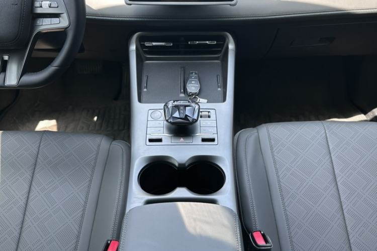 Used BYD Qin PLUS 2025 DM-i Smart Drive 55KM Leading Model Interior 5