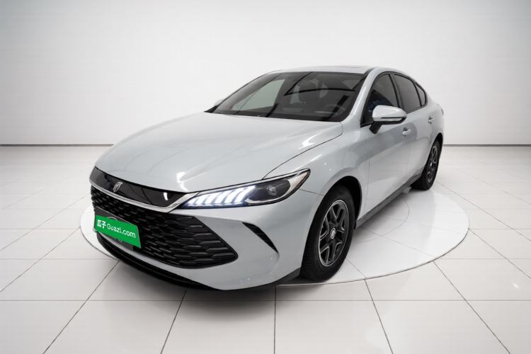 Używany BYD Qin PLUS 2025 DM-i Smart Drive 55KM Leading Model Guazi used car, China used car export, Used car for sale, Used cars, Cheapest cars for sale