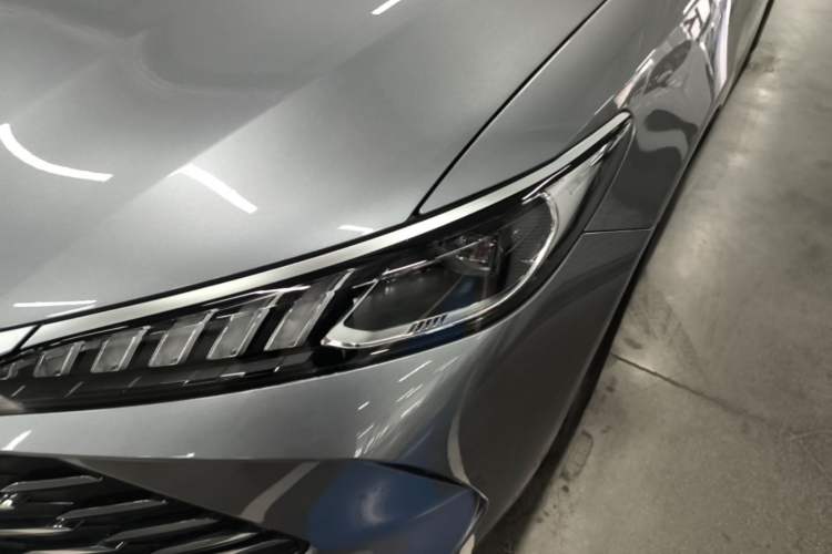 Used BYD Qin PLUS 2025 DM-i Smart Drive 55KM Leading Model Left Front Headlight