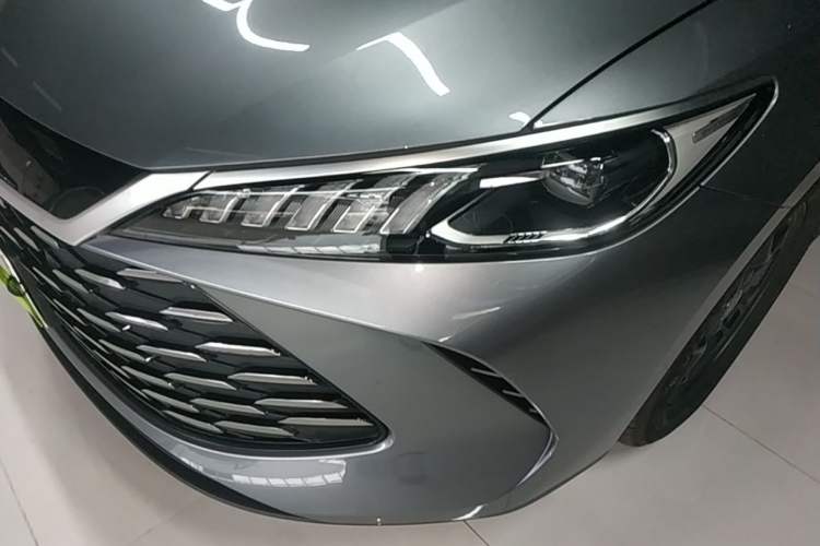 Used BYD Qin PLUS 2025 DM-i Smart Drive 55KM Leading Model Left Front Headlight