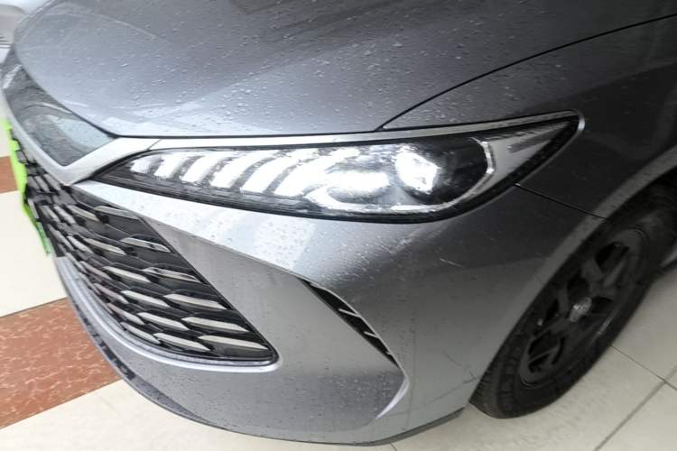 Used BYD Qin PLUS 2025 DM-i Smart Drive 55KM Leading Model Left Front Headlight