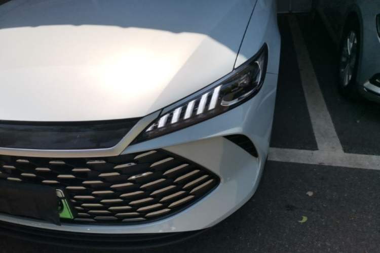 Used BYD Qin PLUS 2025 DM-i Smart Drive 55KM Leading Model Left Front Headlight
