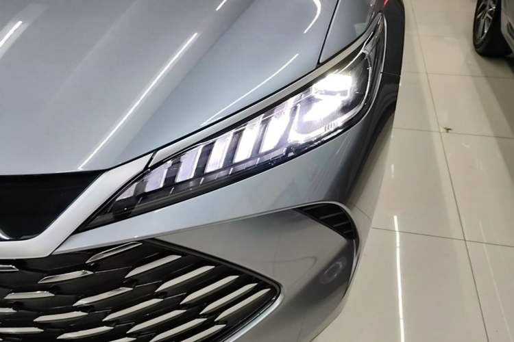 Used BYD Qin PLUS 2025 DM-i Smart Drive 55KM Leading Model Left Front Headlight