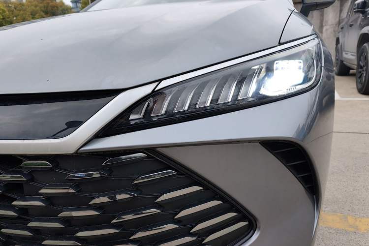Used BYD Qin PLUS 2025 DM-i Smart Drive 55KM Leading Model Left Front Headlight