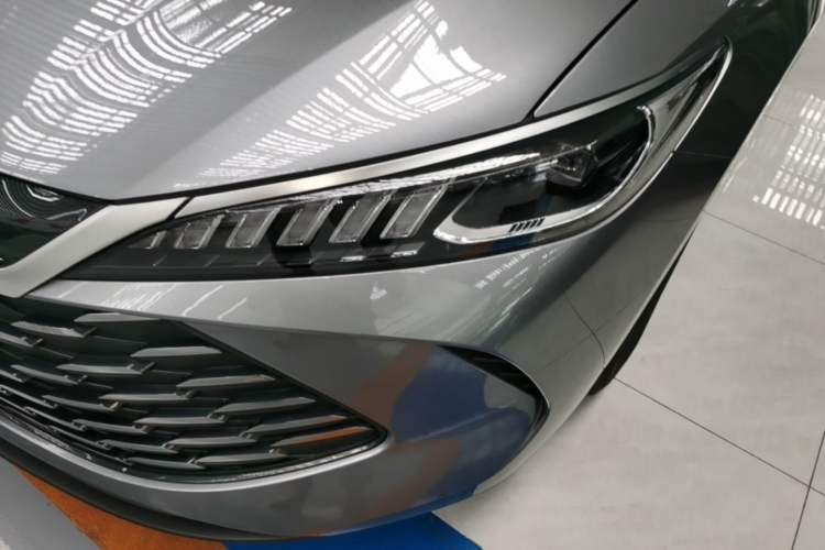 Used BYD Qin PLUS 2025 DM-i Smart Drive 55KM Leading Model Left Front Headlight