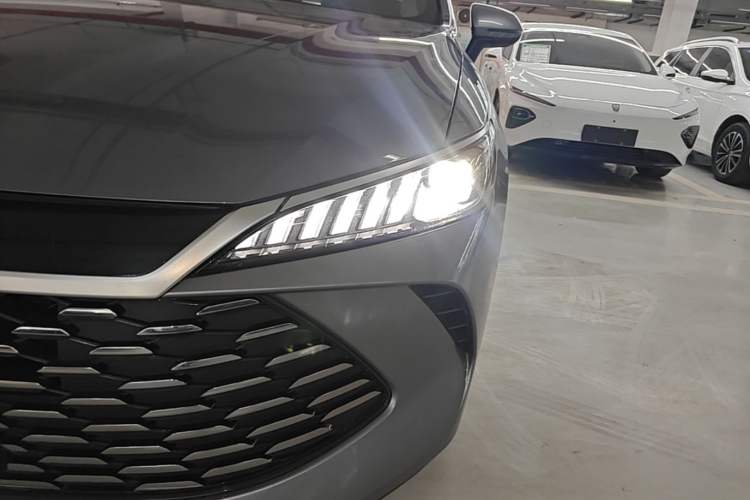 Used BYD Qin PLUS 2025 DM-i Smart Drive 55KM Leading Model Left Front Headlight