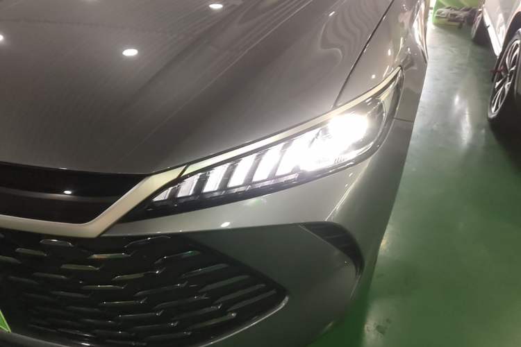 Used BYD Qin PLUS 2025 DM-i Smart Drive 55KM Leading Model Left Front Headlight