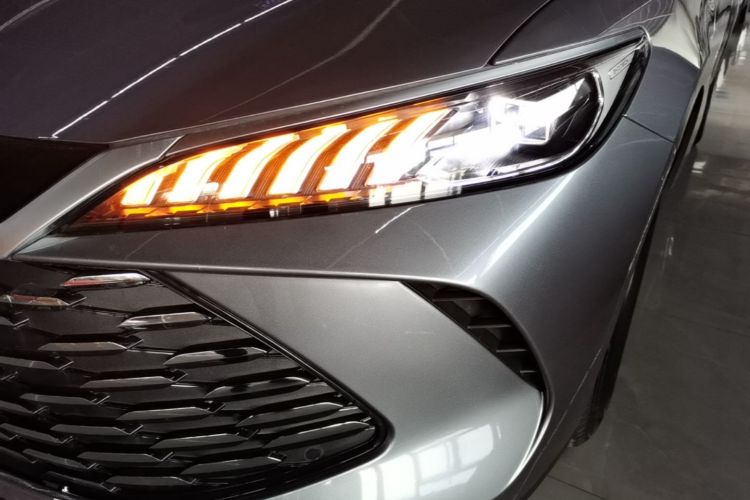 Used BYD Qin PLUS  Left Front Headlight