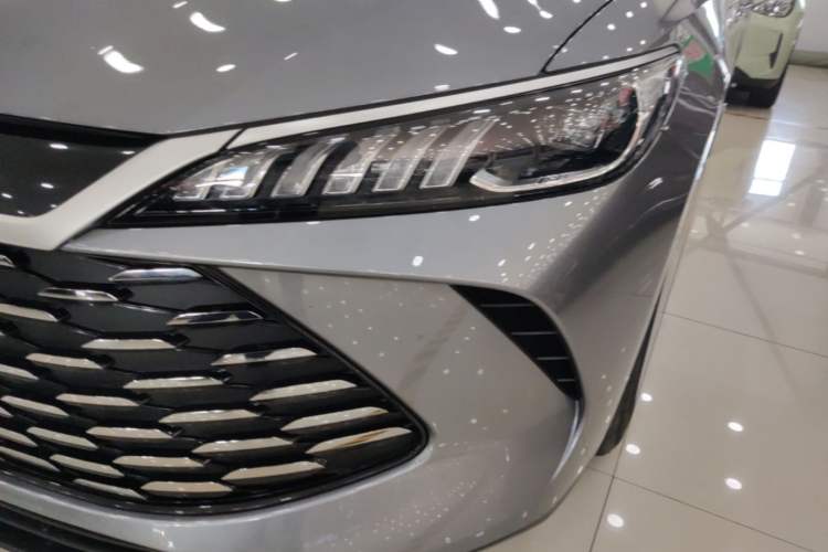 Used BYD Qin PLUS 2025 DM-i Smart Drive 55KM Leading Model Left Front Headlight