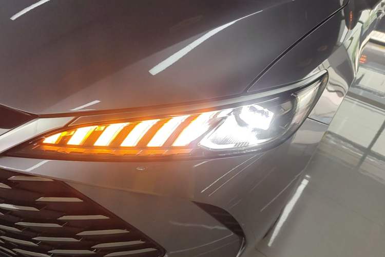 Used BYD Qin PLUS  Left Front Headlight