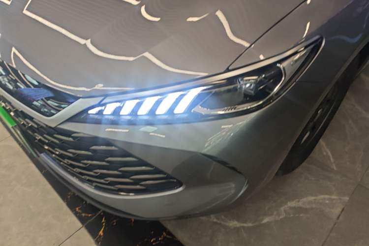 Used BYD Qin PLUS 2025 DM-i Smart Drive 55KM Leading Model Left Front Headlight