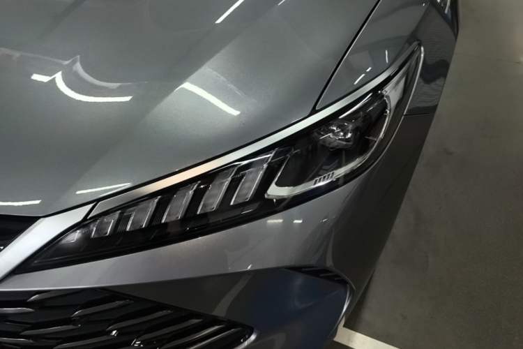 Used BYD Qin PLUS 2025 DM-i Smart Drive 55KM Leading Model Left Front Headlight