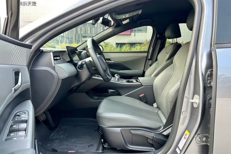 Used BYD Qin PLUS 2025 DM-i Smart Drive 55KM Leading Model Left Front Seat