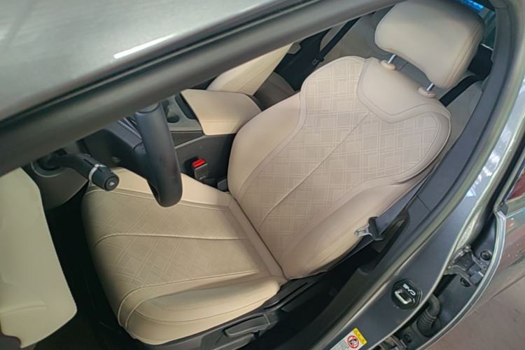 Used BYD Qin PLUS 2025 DM-i Smart Drive 55KM Leading Model Left Front Seat