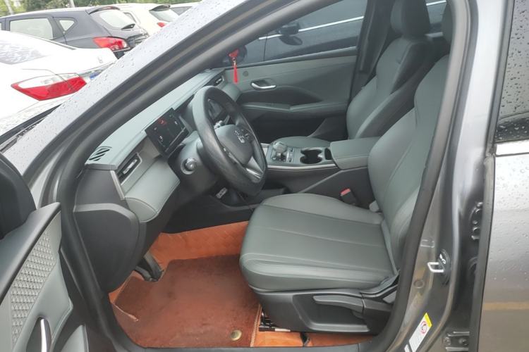 Used BYD Qin PLUS 2025 DM-i Smart Drive 55KM Leading Model Left Front Seat