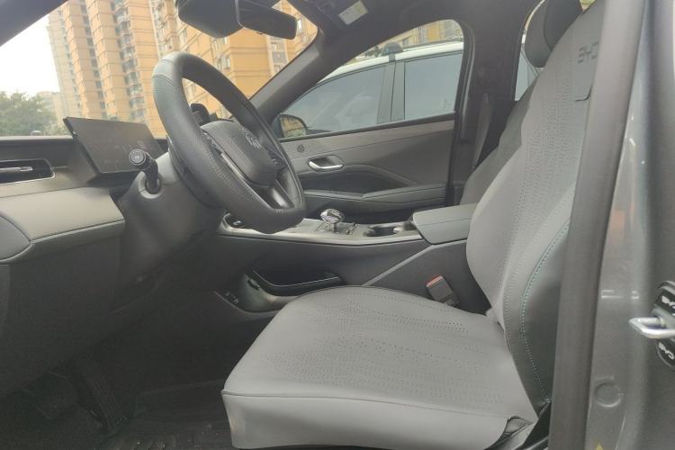 Used BYD Qin PLUS 2025 EV Smart Drive Edition 420KM Leading Model Left Front Seat