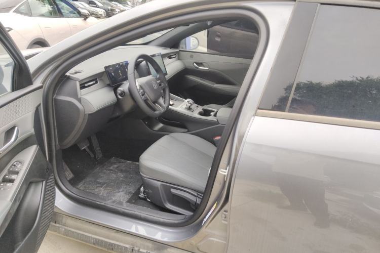 Used BYD Qin PLUS 2025 DM-i Smart Drive 55KM Leading Model Left Front Seat