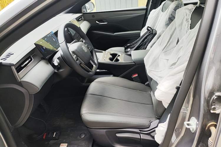 Used BYD Qin PLUS  Left Front Seat