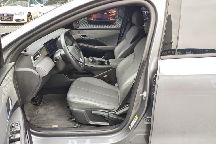 Used BYD Qin PLUS 2025 DM-i Smart Drive 55KM Leading Model Left Front Seat