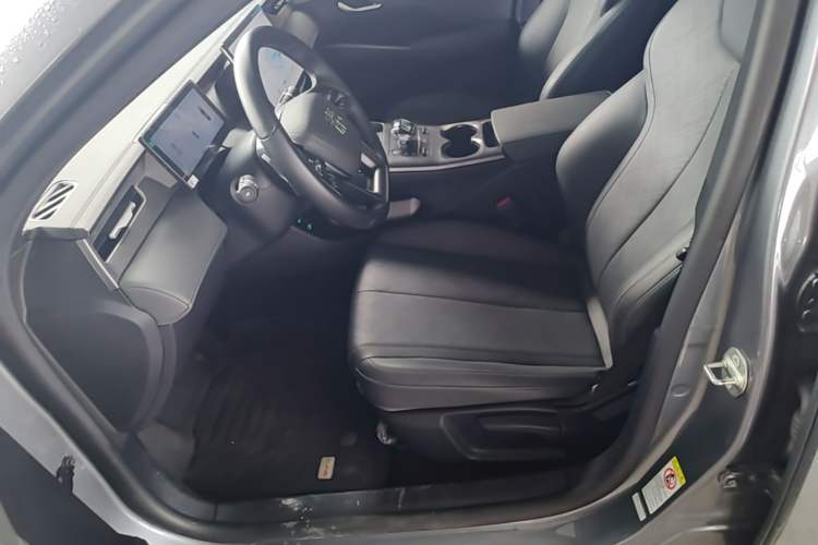 Used BYD Qin PLUS 2025 EV Smart Drive Edition 510KM Leading Model Left Front Seat