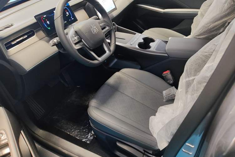 Used BYD Qin PLUS  Left Front Seat