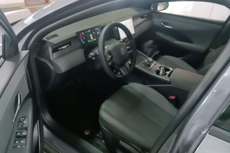 Used BYD Qin PLUS 2025 DM-i Smart Drive 55KM Leading Model Left Front Seat