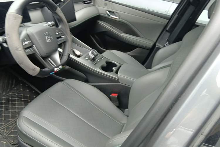 Used BYD Qin PLUS 2025 DM-i Smart Drive 55KM Leading Model Left Front Seat