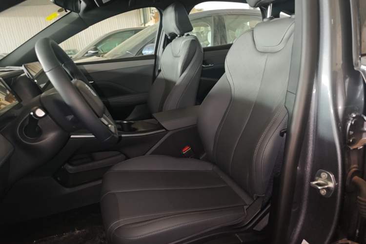 Used BYD Qin PLUS  Left Front Seat