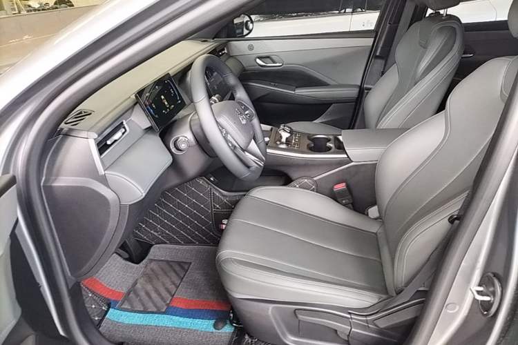 Used BYD Qin PLUS 2025 DM-i Smart Drive 55KM Leading Model Left Front Seat