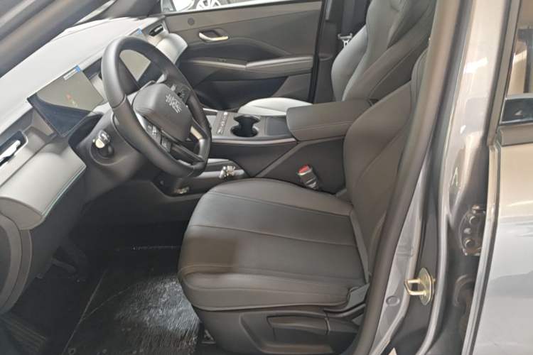 Used BYD Qin PLUS  Left Front Seat